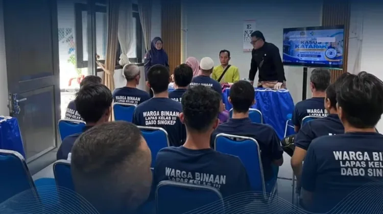 Deteksi Katarak, Lapas Dabo Singkep Periksa Kesehatan WBP