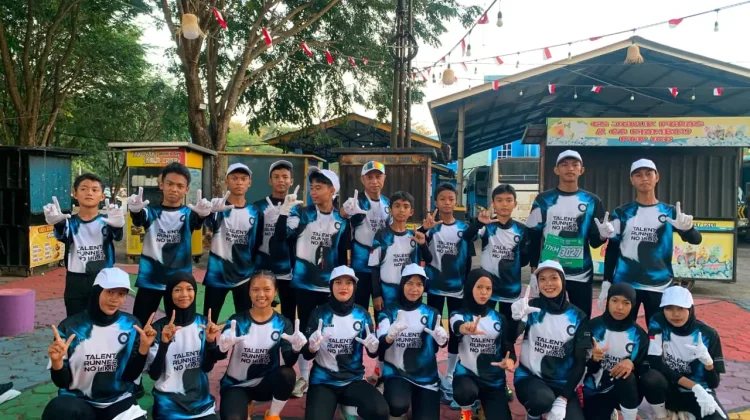 Talent Runner No Limit Meriahkan Gerak Jalan Proklamasi 17 KM di Tanjungpinang