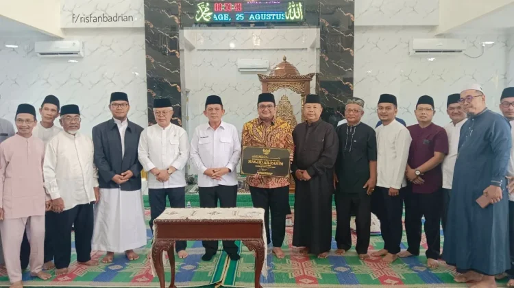 Resmikan Masjid Ar-Rahim, Gubernur Ansar: Jadikan Pusat Pembinaan Umat