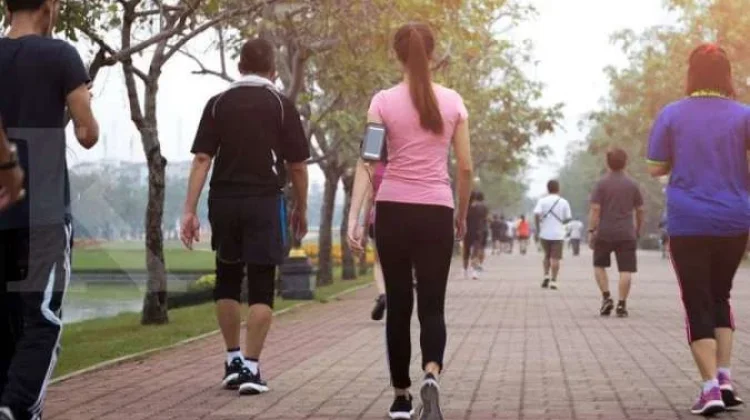 Kendalikan Gula Darah dengan Berjalan Kaki Sepuluh Menit