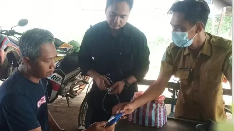 Puskesmas Dabo Lama Periksa Kesehatan Petugas Damkar