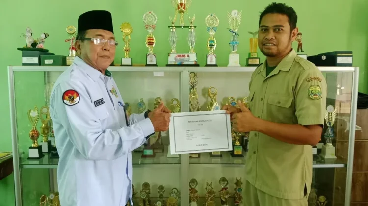 Pengawas Kemenag Lingga Berikan Pembinaan Kamad MAS Al Barakah