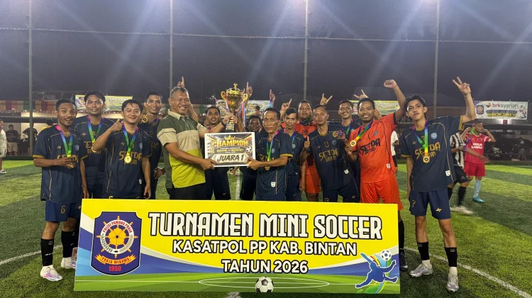Tim Setda Bintan Juara Satu Mini Soccer Kasatpol PP Bintan Pertama