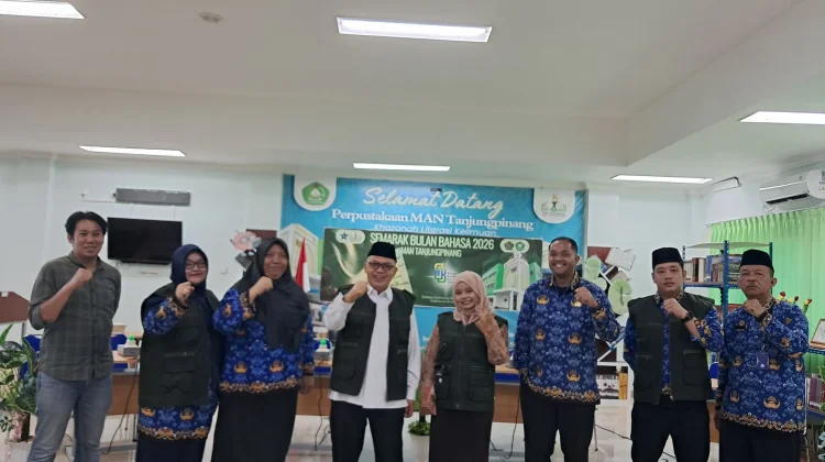 Pusmaneta Gelar Semarak Bulan Bahasa, Asah Pengetahuan Pelajar - RRI.co.id