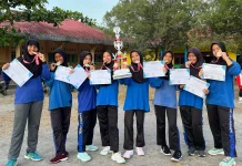 Tim Basket Putri MTsN Lingga Raih Juara Pertama