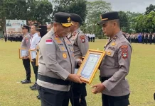 Kapolda Kepri Apresiasi Personel Berprestasi Polres Lingga