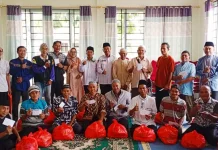 BKMT Kepri Bantu Penjaga Masjid Bintan Timur