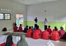 Siswa SMKN 1 Senayang Praktik Fardu Kifayah