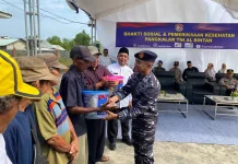 Lanal Bintan Berbagi Bersama Masyarakat Desa Busung