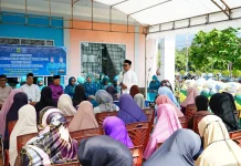 PKK Lingga Salurkan 125 Paket Sembako ke Warga