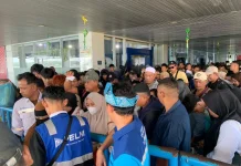 Arus Mudik Lebaran Memuncak, Ratusan Penumpang Padati Pelabuhan SBP