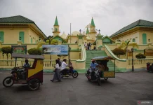 Wisata Religi ke Pulau Penyengat Jadi Tradisi Lebaran Warga Tanjungpinang