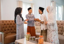 Silaturahmi Hangatkan Hubungan di Hari Raya