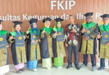 Wabup Hadiri Wisuda, Istri Turut Raih Magister