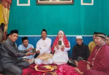 Akad Nikah Desa Kerandin Berlangsung Khidmat Penuh Makna