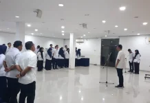 Kepala RRI Apresiasi Kinerja Pegawai dan Serahkan SK CPNS