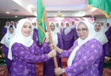 Resmi Dilantik, Nenny Dwiyana Nyanyang Pimpin Wanita Islam Kepri
