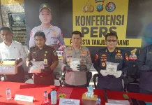 Pasutri Selundupkan 2 Kg Sabu dan 1000 Ekstasi dari Malaysia
