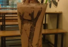 Coklat Milkshake Float Jadi Minuman Favorit Lintas Generasi di Tanjungpinang