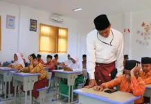 Kemenag Pantau Asesmen Madrasah di MIN Tanjungpinang