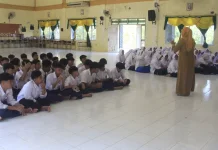 Puskesmas Toapaya Sosialisasikan Kesehatan Remaja di MTs Madani Tebuireng