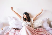 Bunyi Sendi saat Bangun Tidur, Normal?