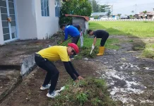 YKI Lingga Gotong Royong Bersihkan Sekretariat Baru Bersama