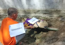 Pelaku Peragakan 25 Adegan saat "Habisi" Istri Sirinya