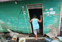 Angin Kencang Robohkan Rumah Lansia di Pesisir Lingga