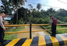 Polsek Daik Sisir Titik Rawan Hadapi Cuaca Ekstrem