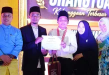 SDI Luqman Al Hakim Lepas Lulusan Angkatan Keenam