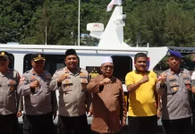 Tepung Tawar Sambut Kapal Patroli Baru di Anambas
