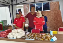 Bazar Murah Disperindagkop UKM Lingga Diserbu Warga