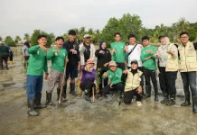 Bintan Resorts Tanam 1.000 Bibit Mangrove, sebagai Benteng Pesisir