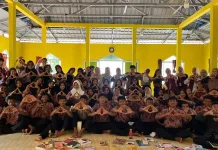 Mahasiswa KKN STAIN SAR Kepri Gelar Literasi Keliling di SMAN 1 Mantang