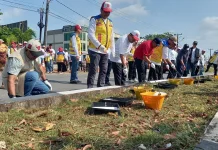 BPJN Kepri Percantik Jalan Nasional di Tanjungpinang Sambut HUT Ke-81 RI