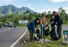 Berhenti Buang Sampah Sembarangan, Jadikan Perjalanan Lebih Bertanggung Jawab