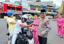 Sebanyak 100 Nasi Kotak Dibagikan Polsek Tanjungpinang Kota Melalui Jumat Berkah