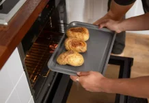 Jangan Asal Panggang, Ini Tips Menentukan Suhu Oven untuk Membuat Kue
