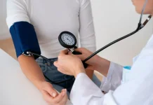 Bukan Cuma Lansia, Hipertensi Kini juga Mengintai Anak Muda