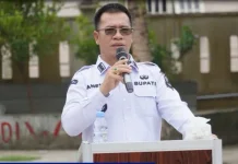 Bupati Anambas Serahkan Bantuan Perlengkapan untuk Peserta Didik SMP