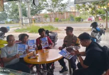Bhabinkamtibmas Sosialisasikan Penerimaan Siswa SMA Kemala Taruna Bhayangkara