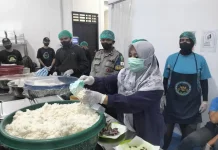 Uji Laboratorium Pastikan MBG Aman Dikonsumsi