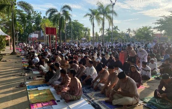 Masyarakat Tanjungpinang Sangat Antusias Salat Idulfitri di Pamedan