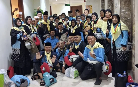 Rombongan Jemaah Haji Bintan, Kloter 1 Debarkasi Batam Telah Sampai di Tanah Air