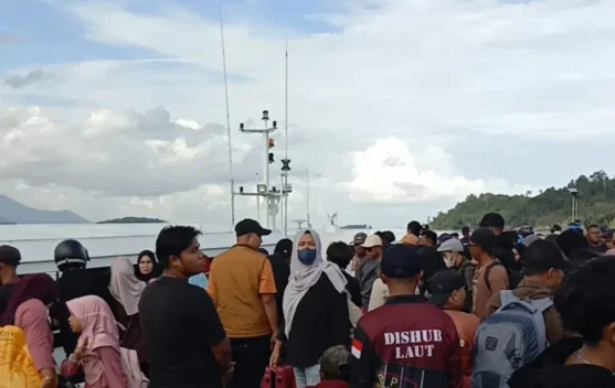 Libur Sekolah Dongkrak Lonjakan Penumpang di Pelabuhan Jagoh