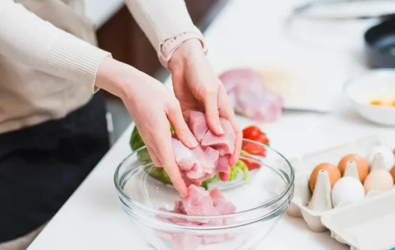 Cara Menyimpan dan Mengolah Ayam agar Tetap Higienis