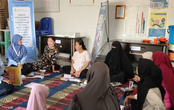 PkM Kebidanan Poltekes Kemenkes Edukasi Pendampingan Ibu Hamil Cegah Stunting