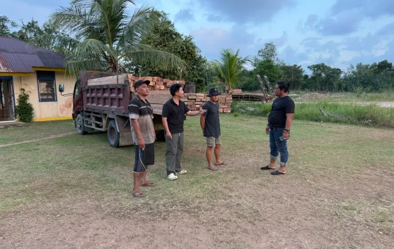 Tim Gabungan Bongkar Dugaan Pengiriman Kayu Ilegal