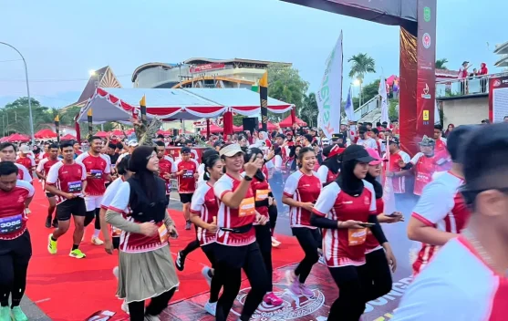 Semarak HUT RI Ke-81, Ribuan Pelari Meriahkan Dekranasda Fun and Run Tanjungpinang